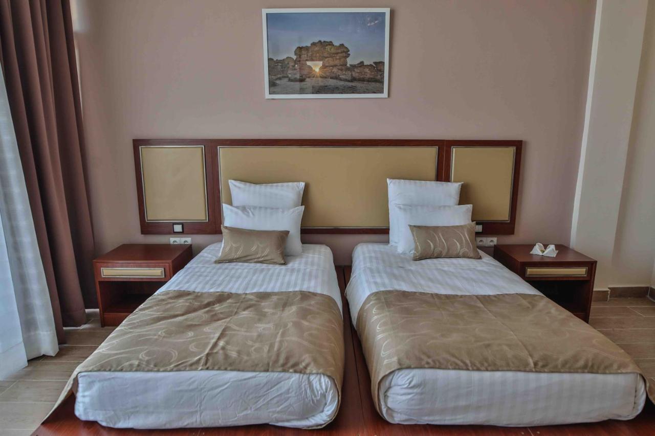 Hotel Menabe'L Antsirabe Esterno foto